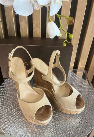 https://www.vipluxury.sk/Gucci sandale