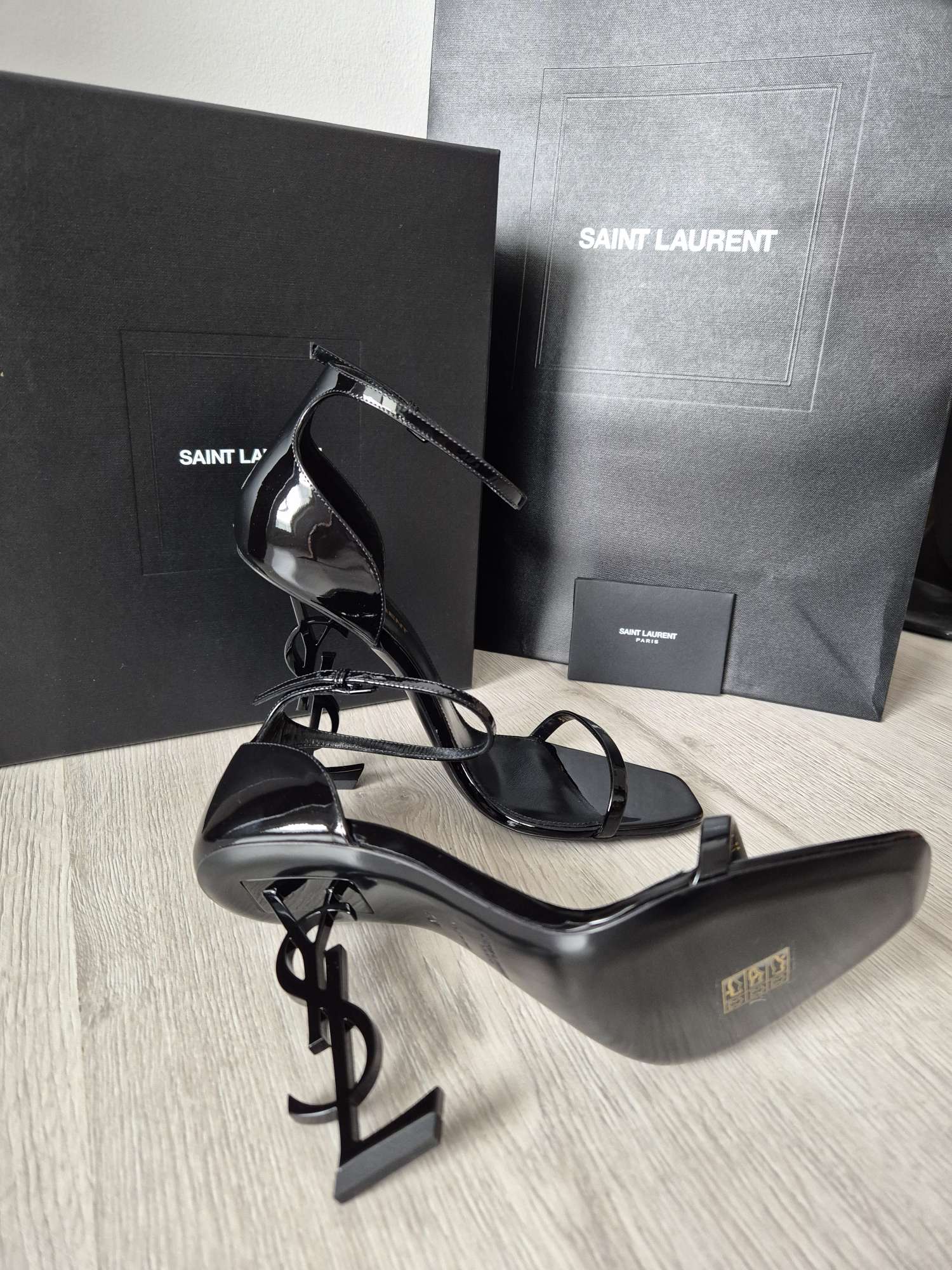 YSL sandálky