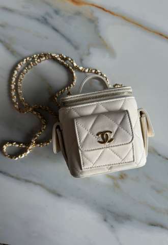 https://www.vipluxury.sk/Chanel vanity