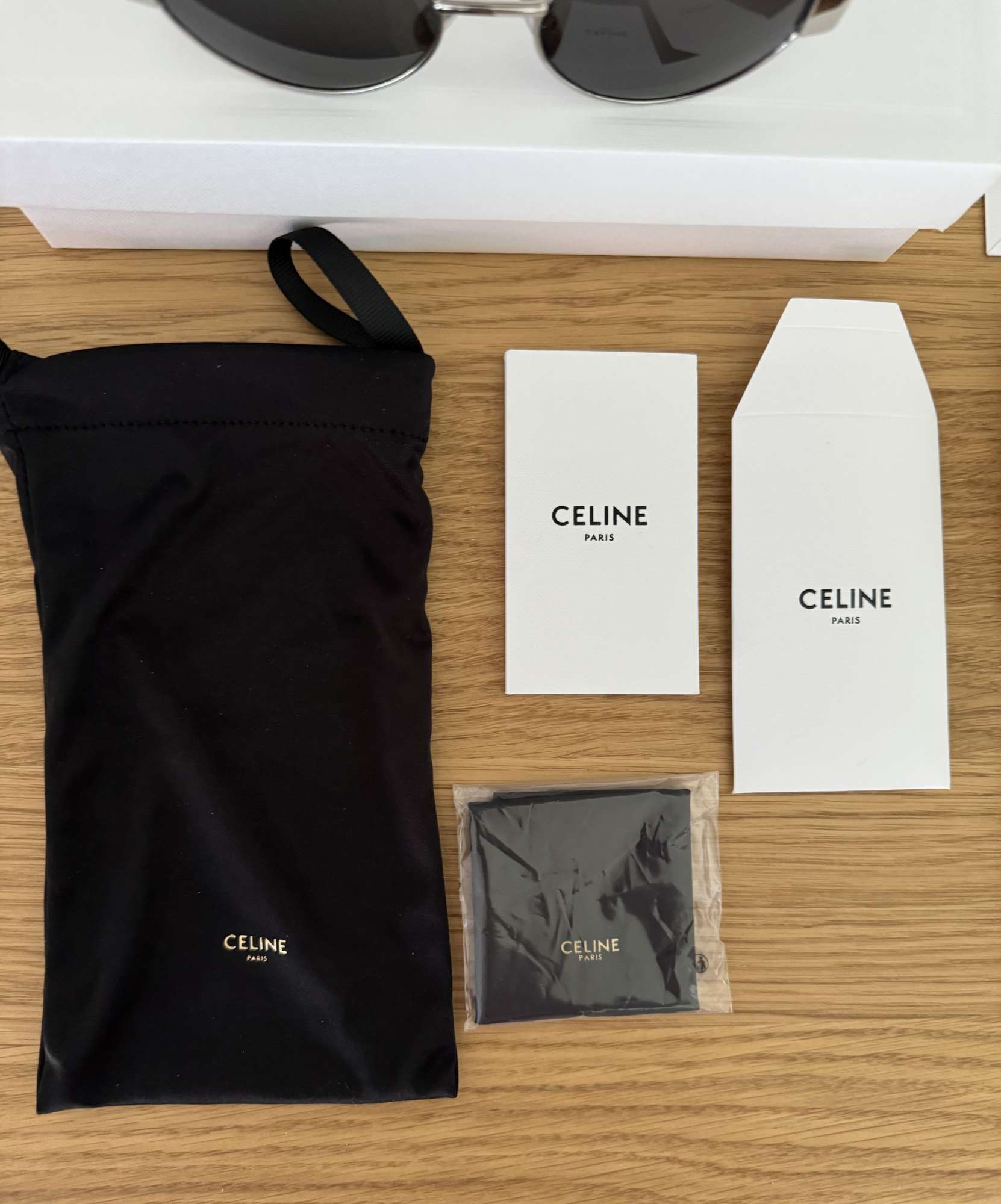Slnečné okuliare Celine Triomphe s komplet balením