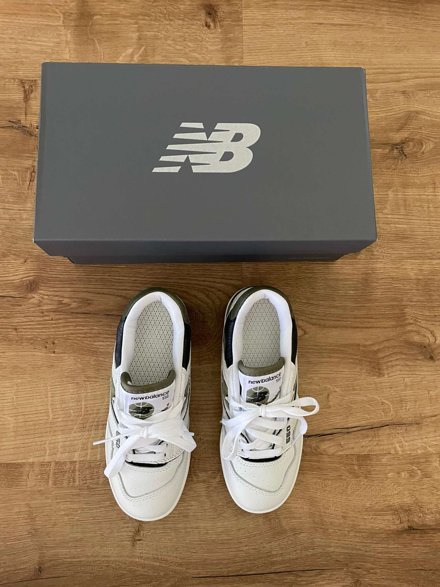 New Balance 550 s krabicou, veľ. 36