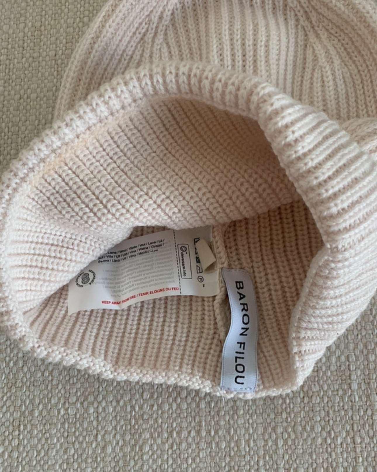 Unisex béžová zimná čiapka z merino vlny Baron Filou