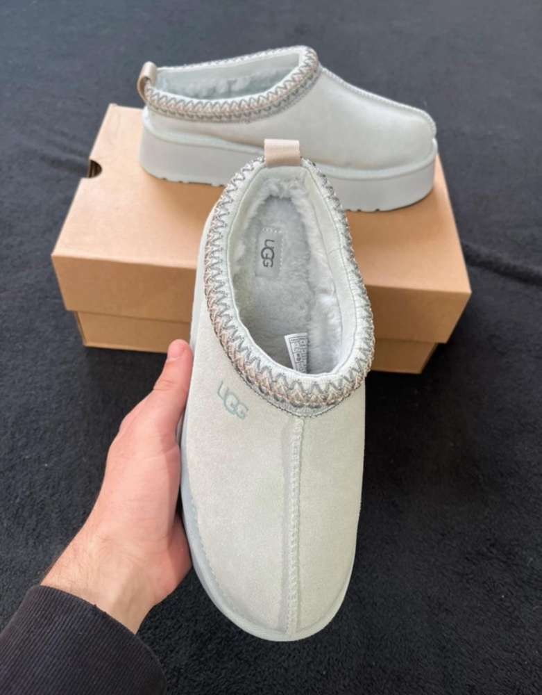UGG snehule