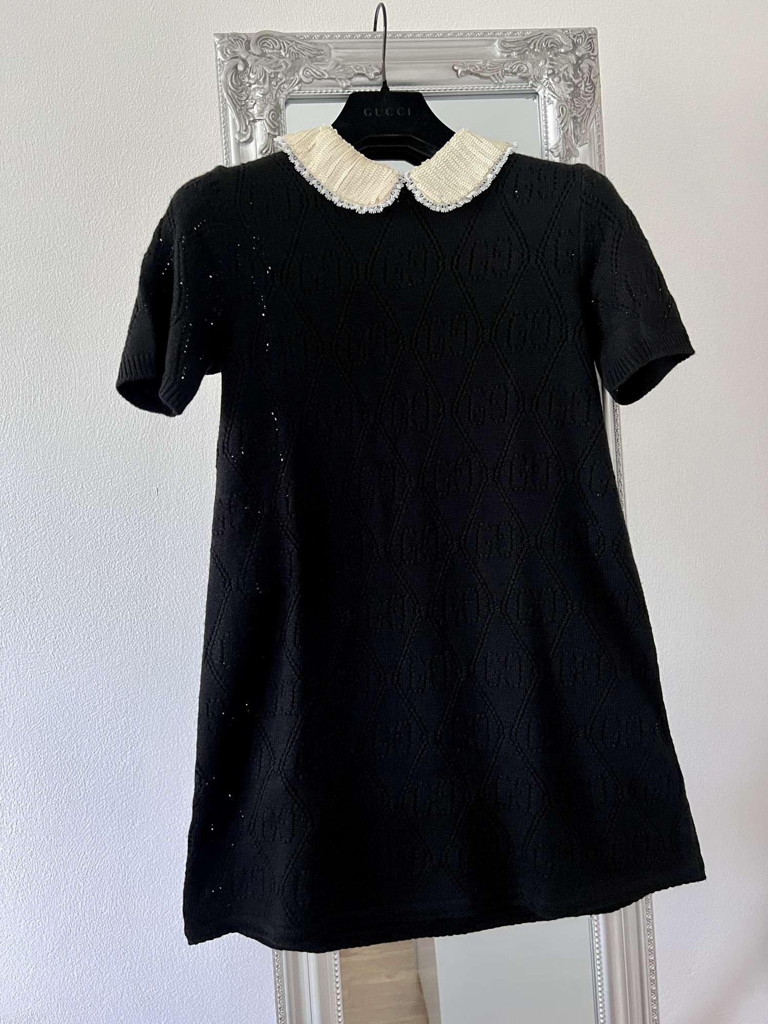 Gucci saty velkost S