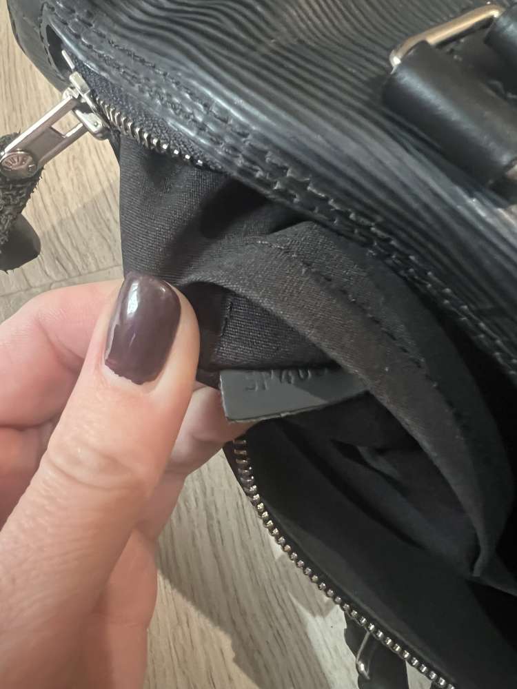 Louis vuitton Speedy Epi 25