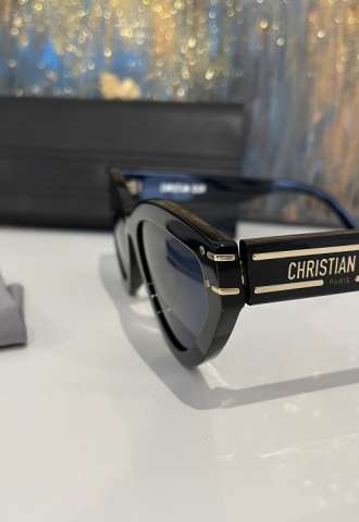 https://www.vipluxury.sk/Slnečné okuliare Christian Dior