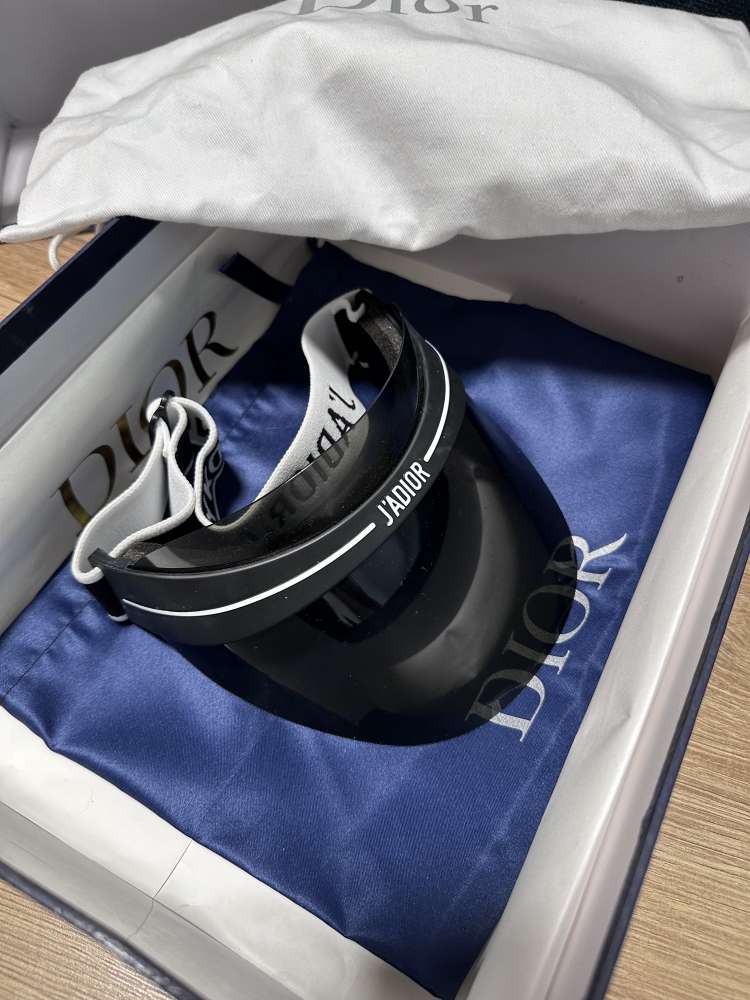 Dior silt