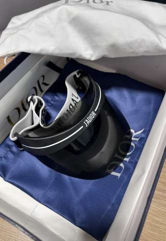 https://www.vipluxury.sk/Dior silt