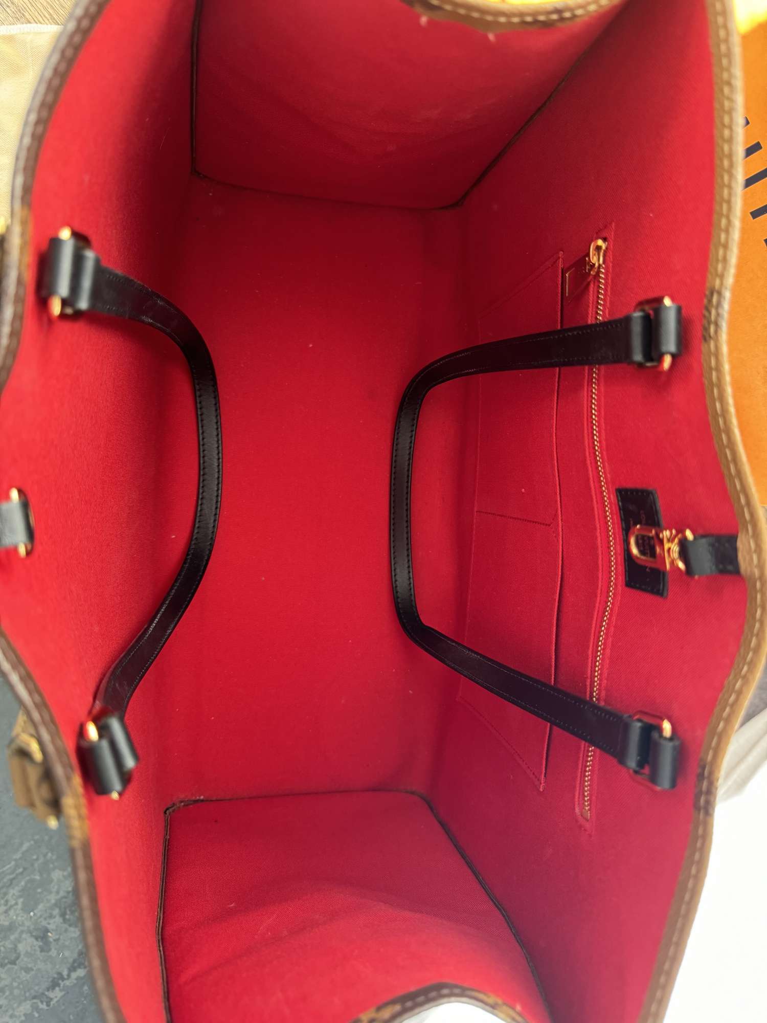 LV Onthego GM