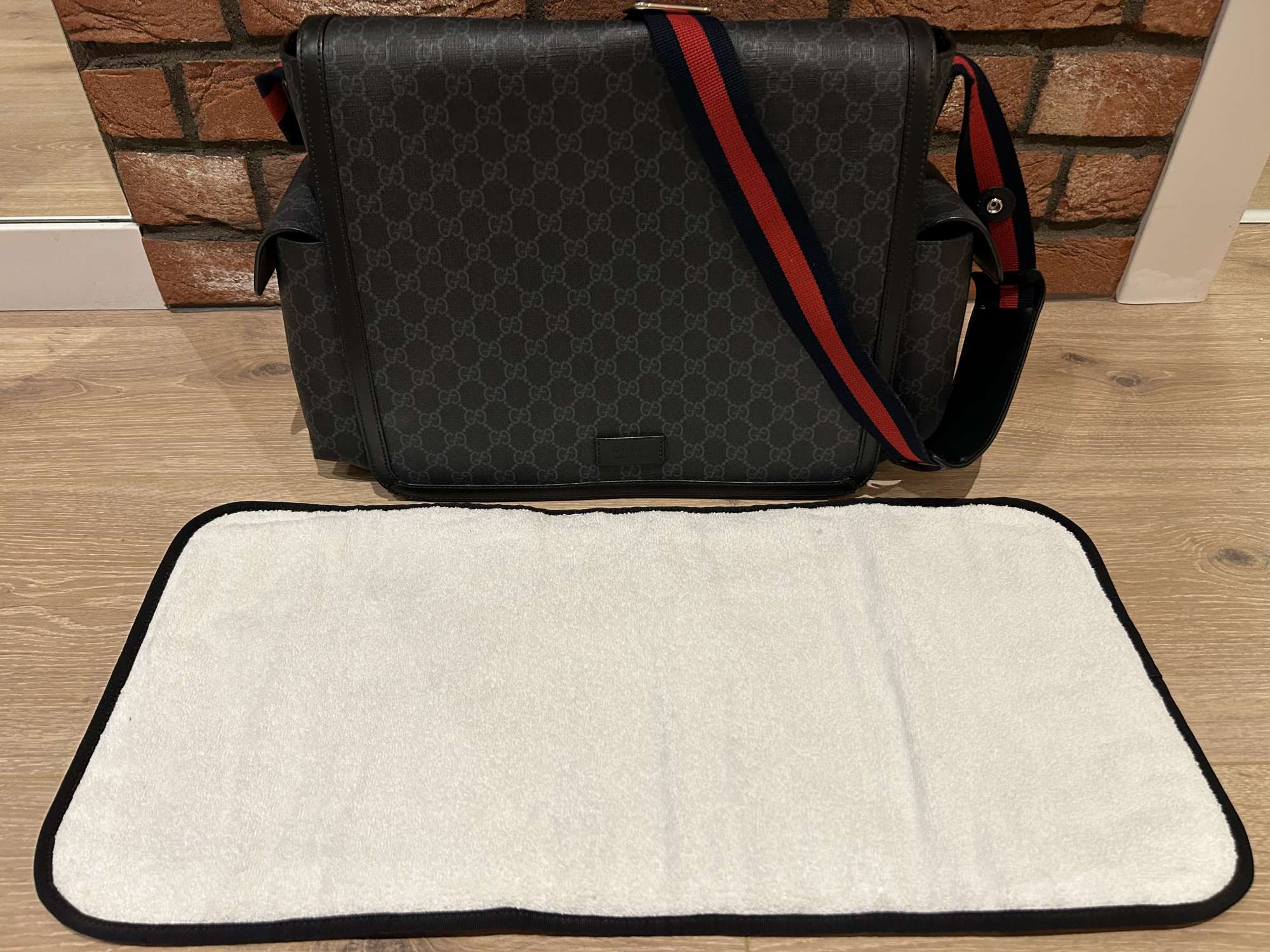 GG SUPREME MEDIUM DIAPER BAG