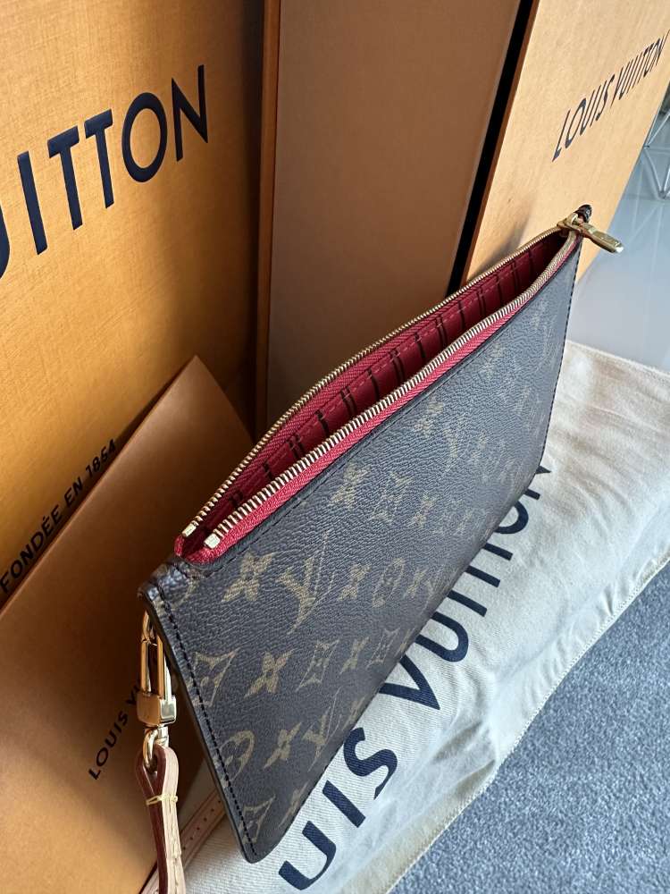 Louis Vuitton clutch