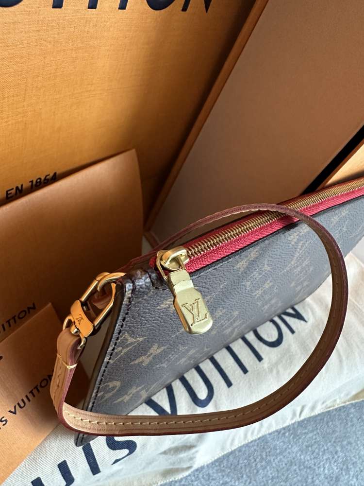 Louis Vuitton clutch