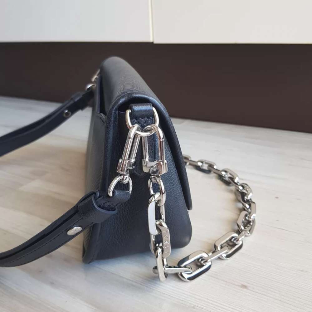 Louis Vuitton Buci