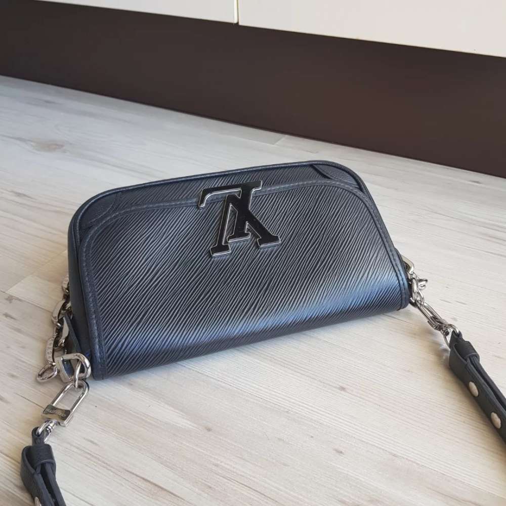 Louis Vuitton Buci
