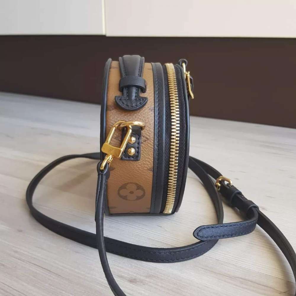 Louis Vuitton Chapeau Boite Reverse