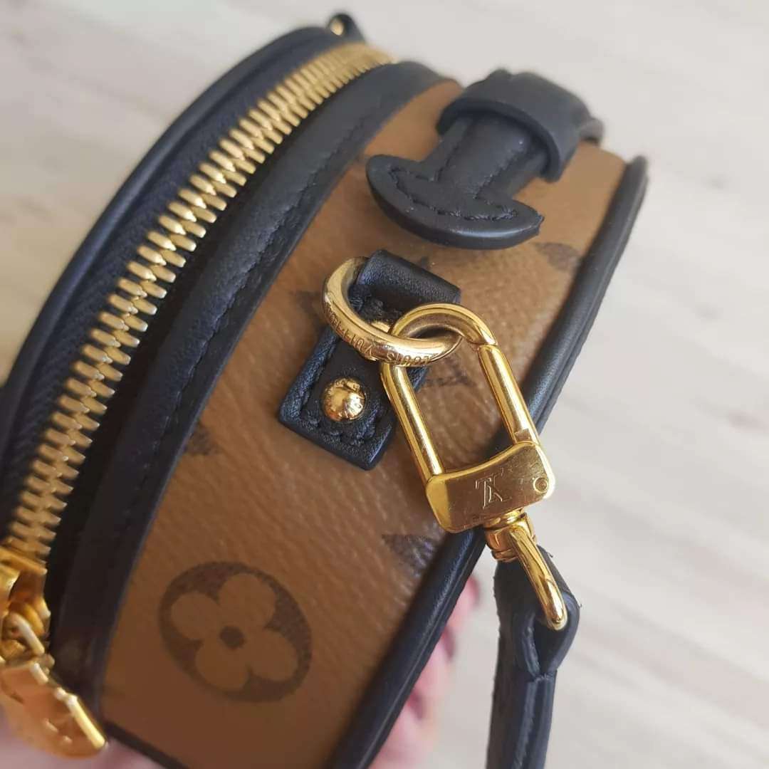 Louis Vuitton Chapeau Boite Reverse