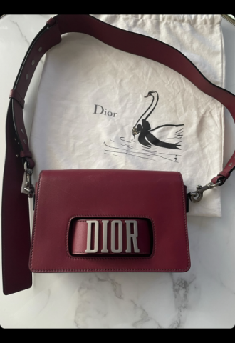 https://www.vipluxury.sk/Dior