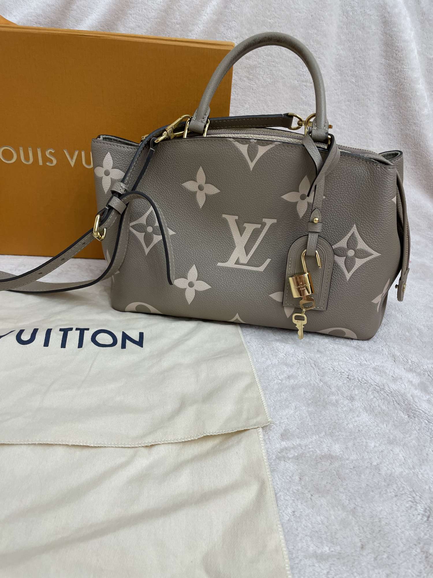 Louis Vuitton petit palais kabelka