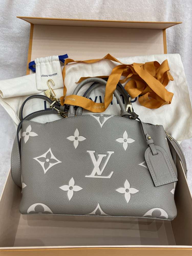 Louis Vuitton petit palais kabelka