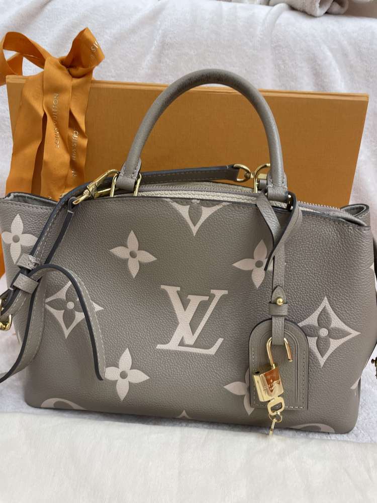 Louis Vuitton petit palais kabelka