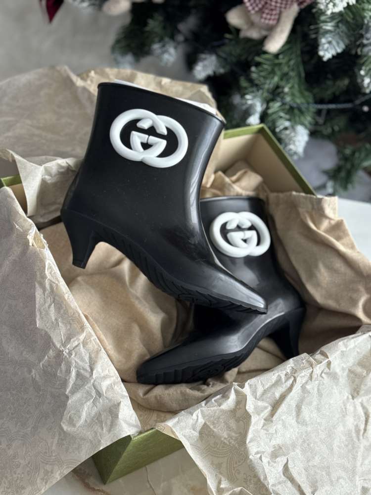 Gucci cizmy velkost 39