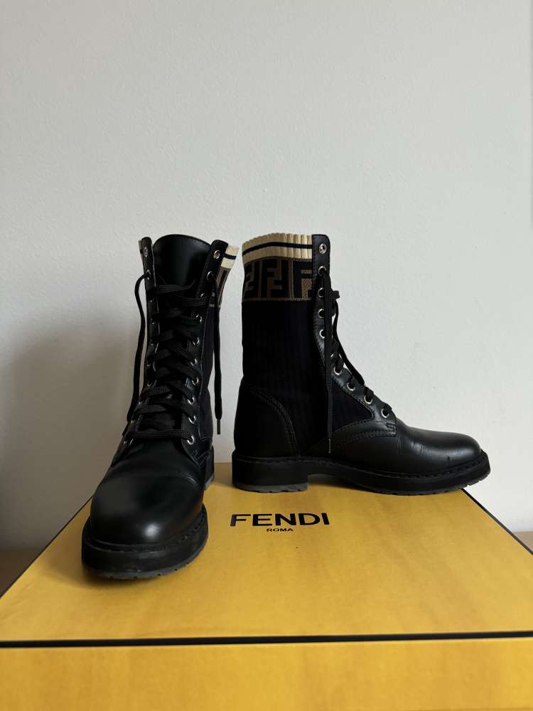 Fendi boty