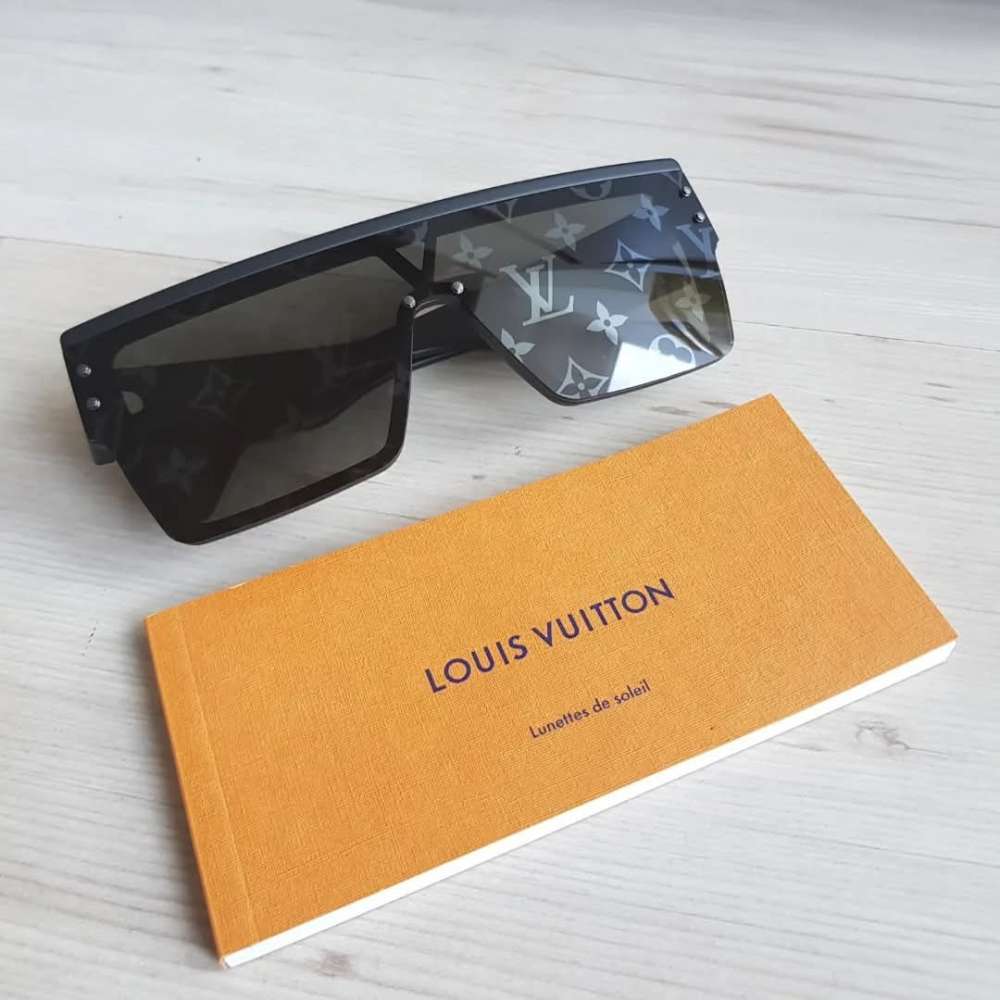 Louis Vuitton Bryle Waimea
