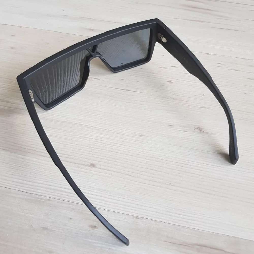 Louis Vuitton Bryle Waimea