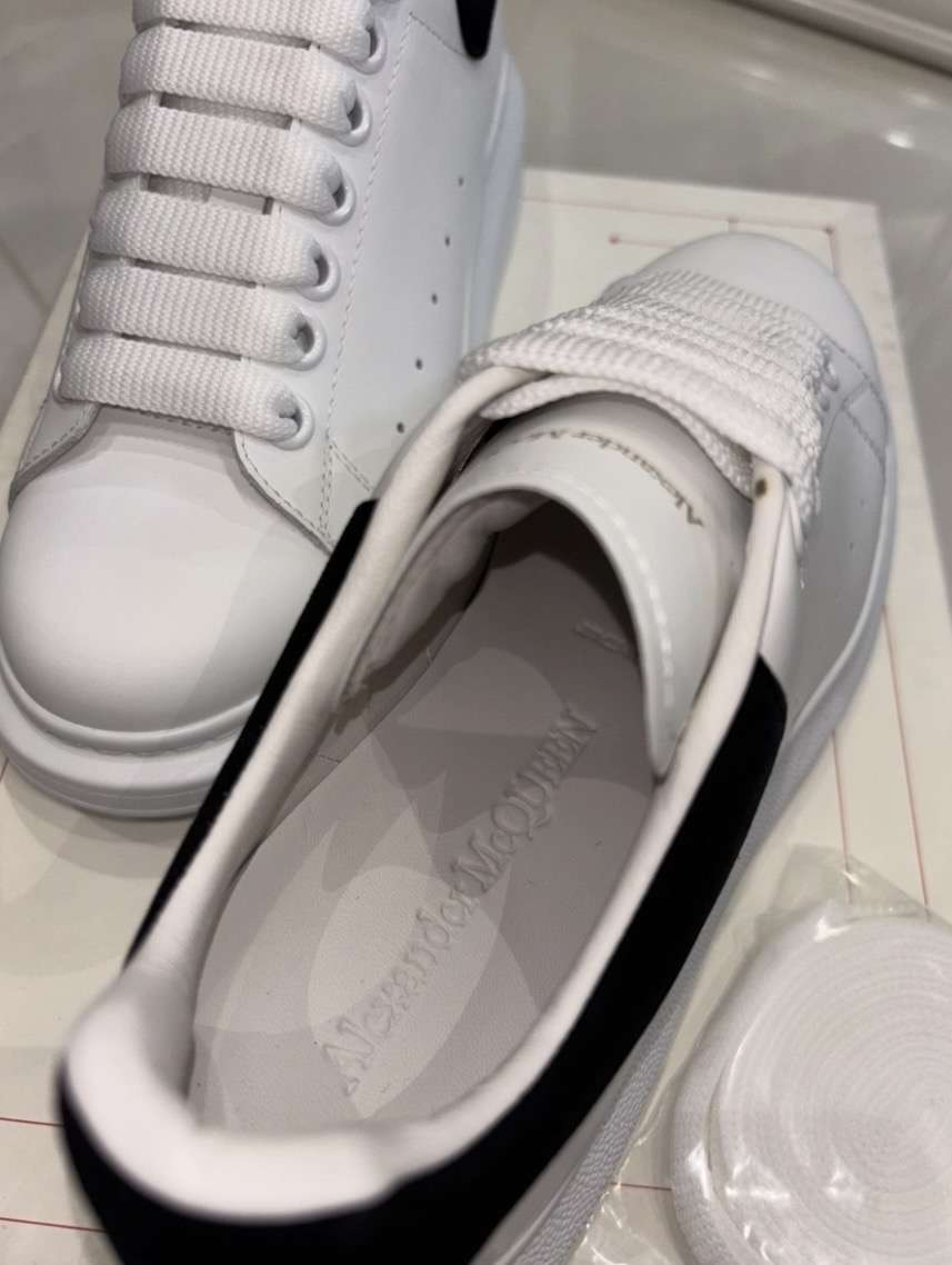 Alexander McQueen tenisky nové