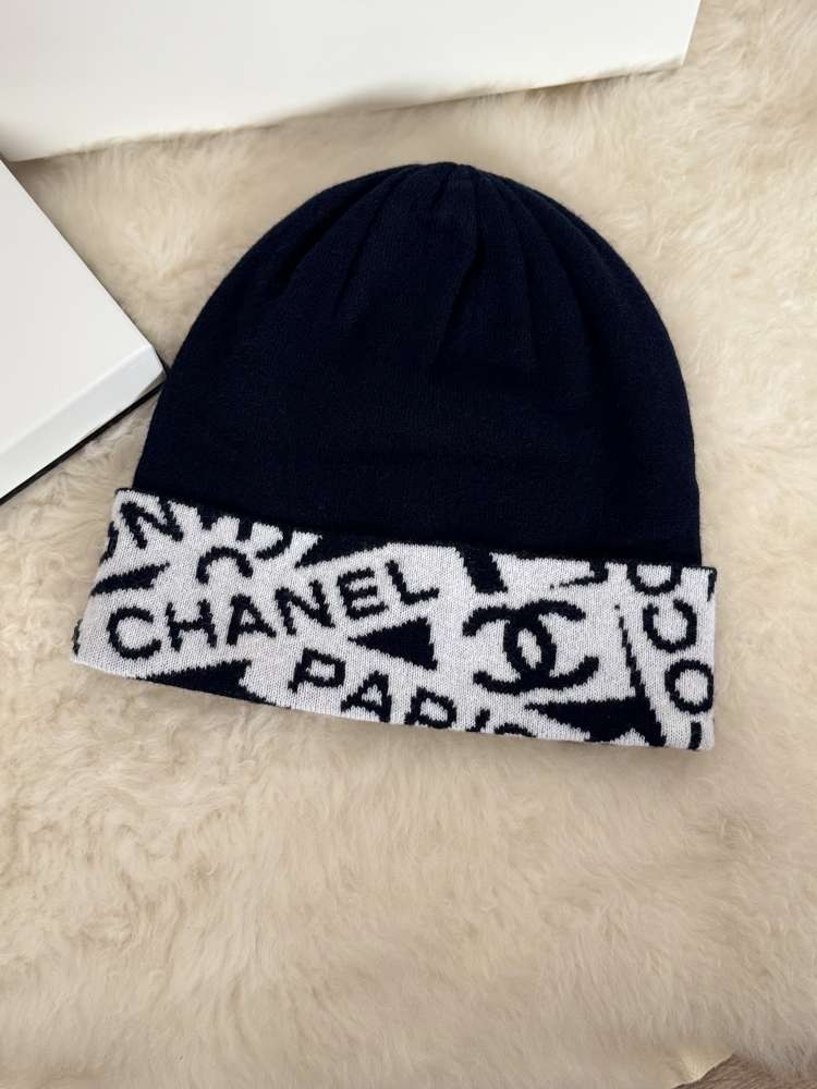 Chanel čiapka- nová, nenosená