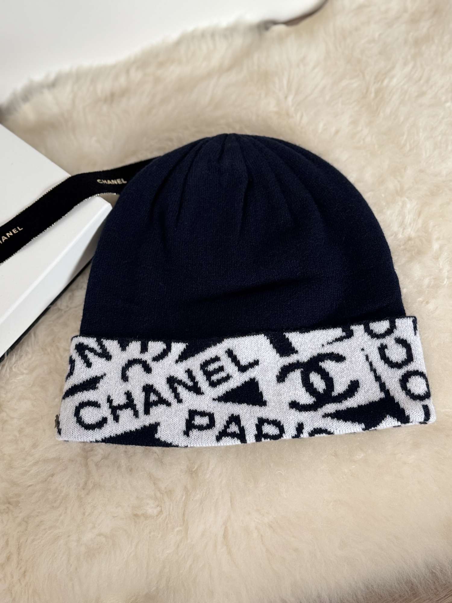 Chanel čiapka- nová, nenosená