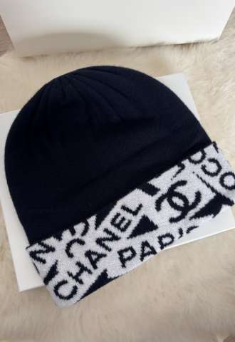 https://www.vipluxury.sk/Chanel čiapka- nová, nenosená