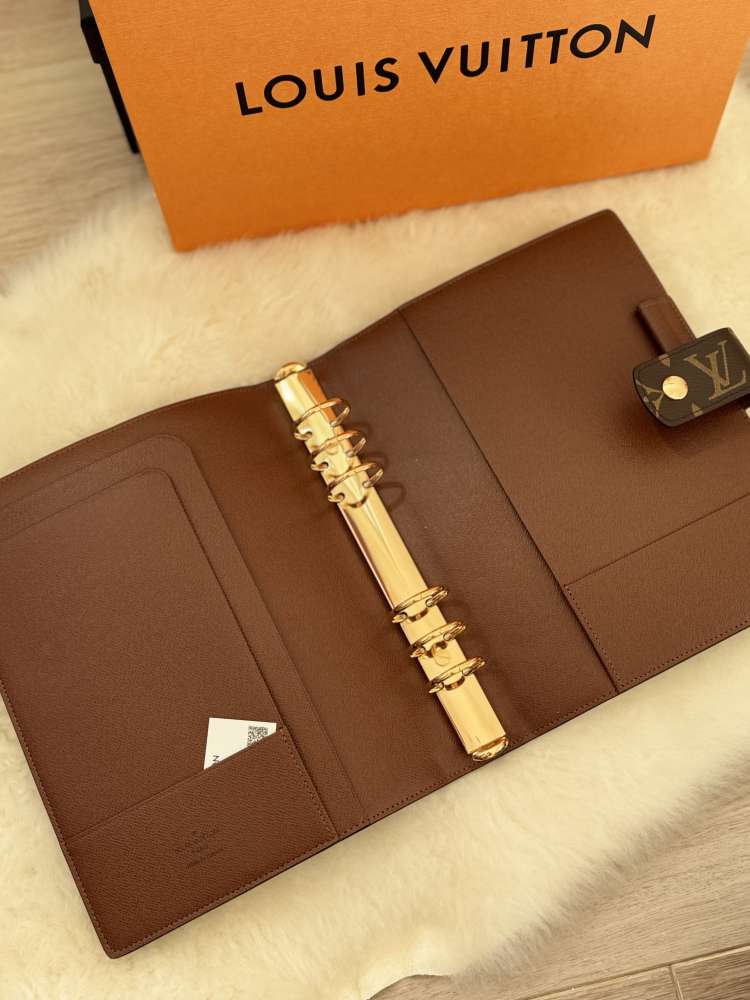 Louis Vuitton Agenda GM