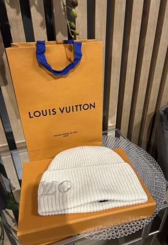 https://www.vipluxury.sk/Louis Vuitton čapica