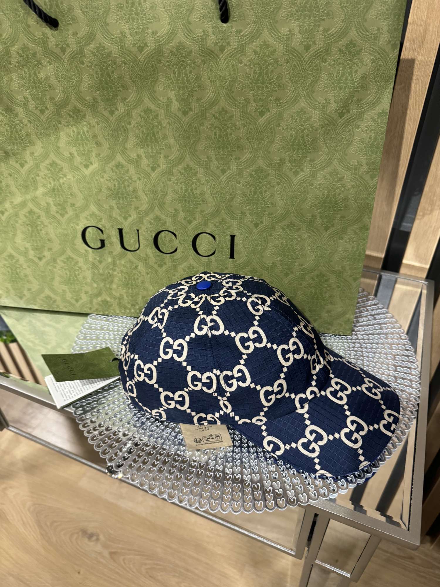 Gucci silt