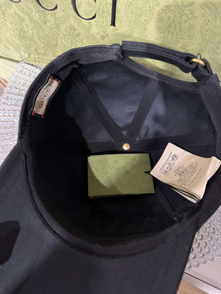 Gucci silt