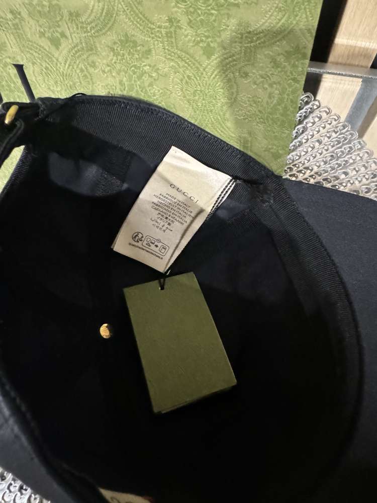 Gucci silt