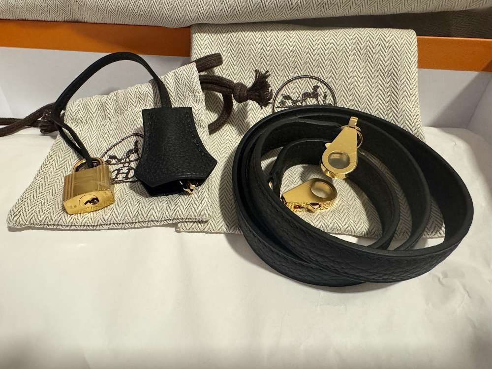 Hermes Kelly 28