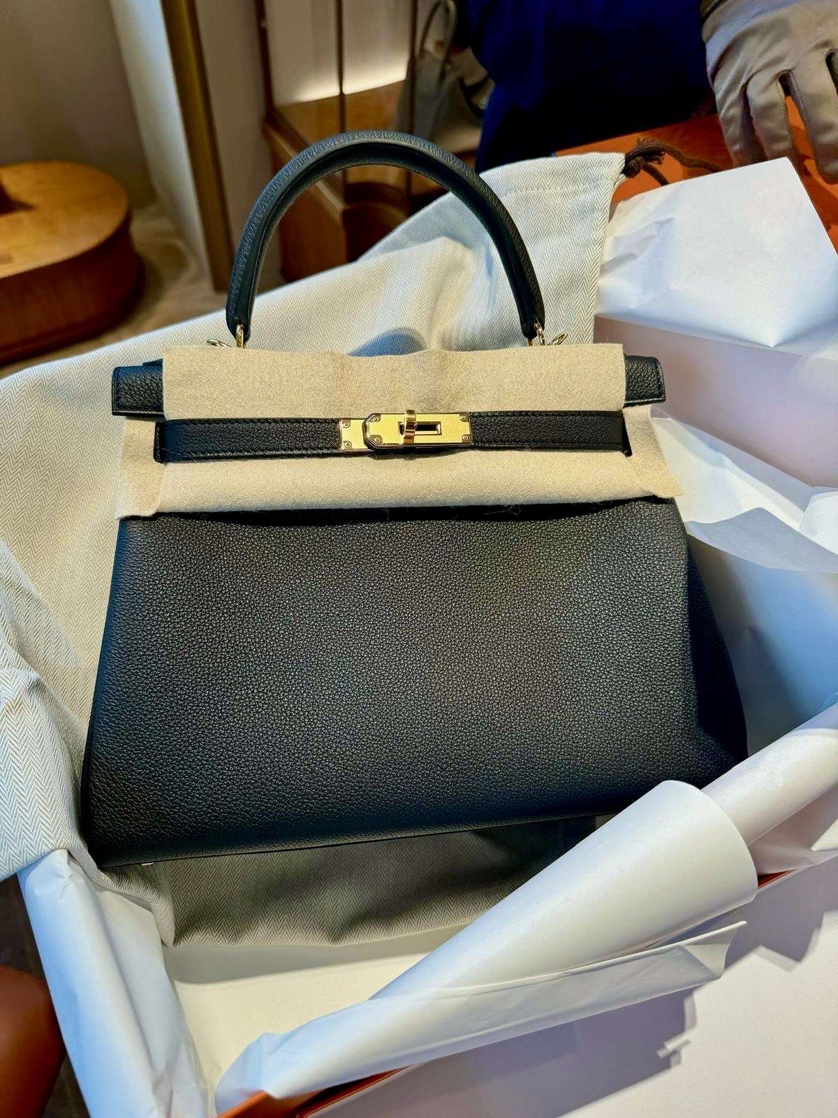 Hermes Kelly 28
