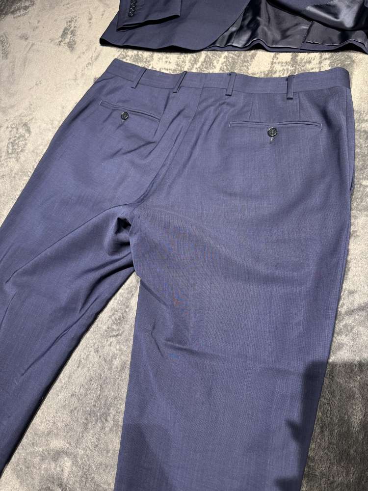 Pánský tmavomodrý oblek Canali