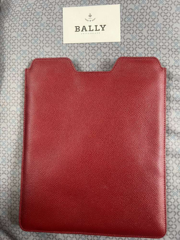 Púzdro na iPad BALLY (nové)