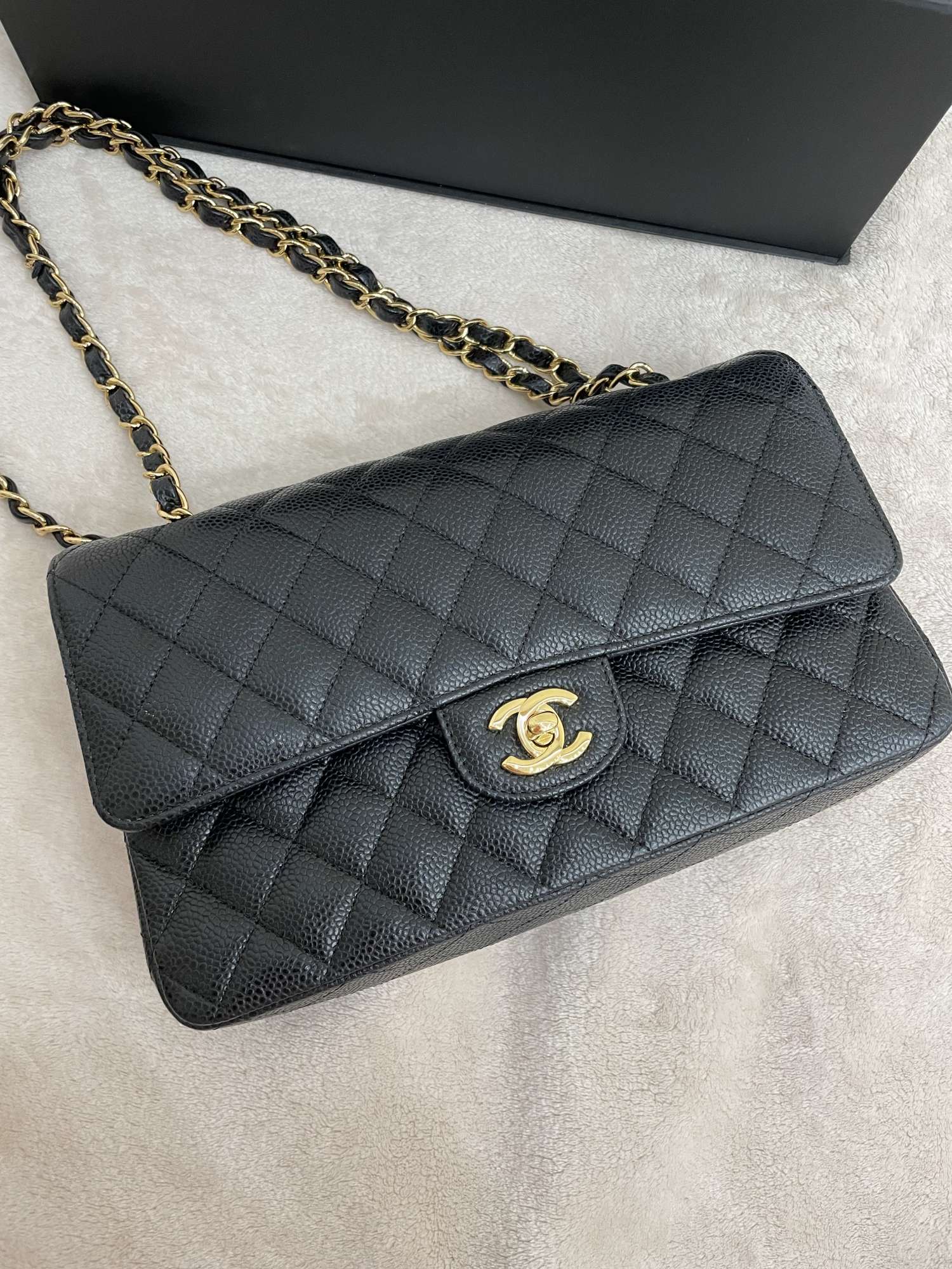 Chanel double flap bag, black, medium