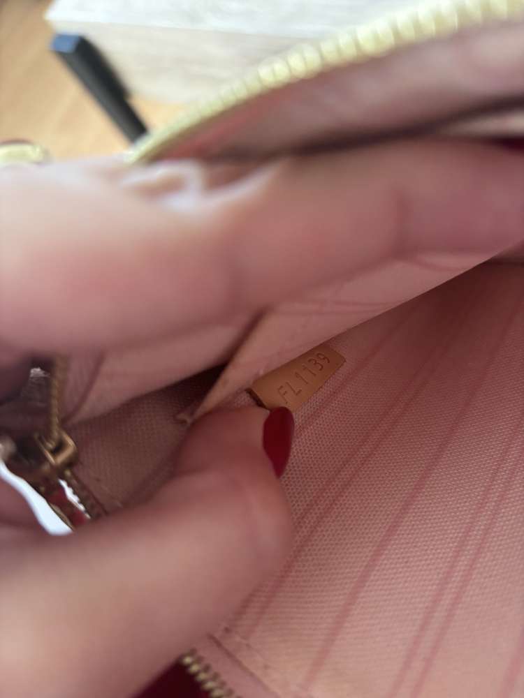 Pochette z Neverfull