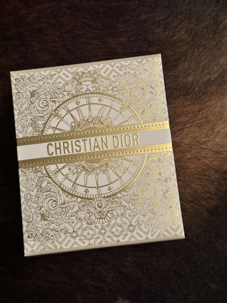 Dior kalendar