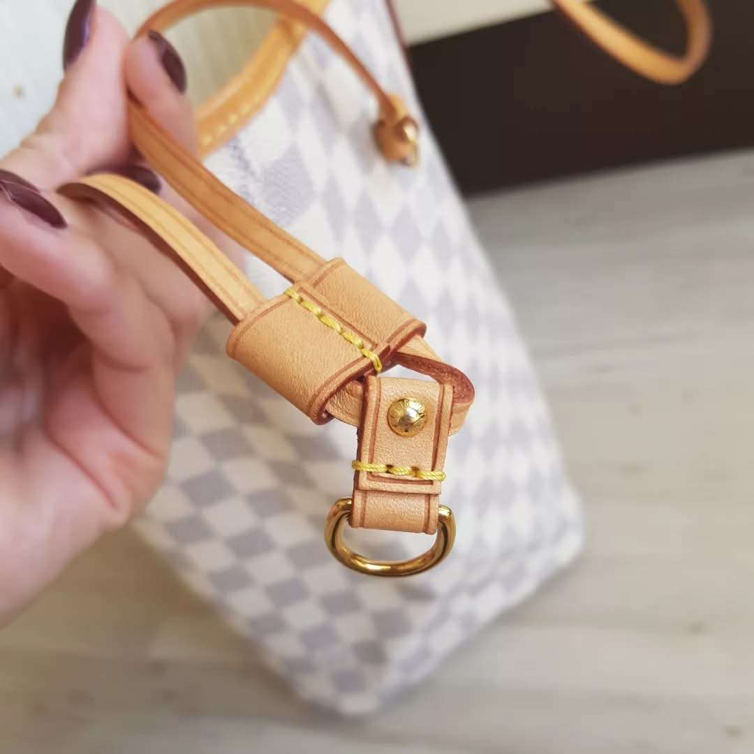 Louis Vuitton Neverfull
