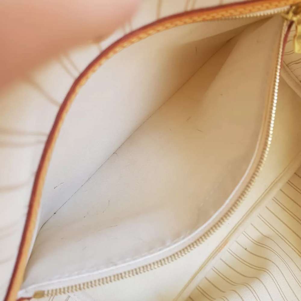 Louis Vuitton Neverfull
