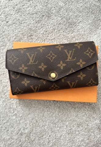 https://www.vipluxury.sk/Louis Vuitton peňaženka