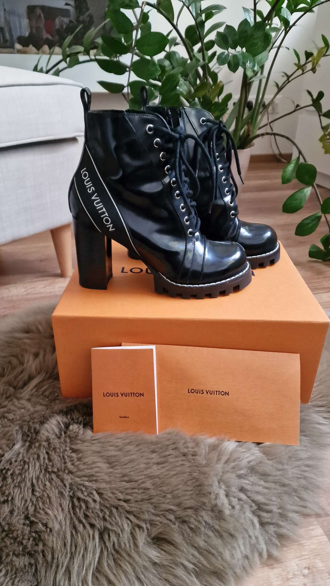 Louis vuitton trial boots