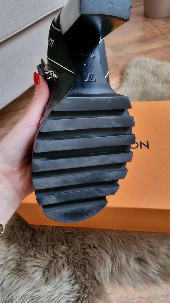 Louis vuitton trial boots