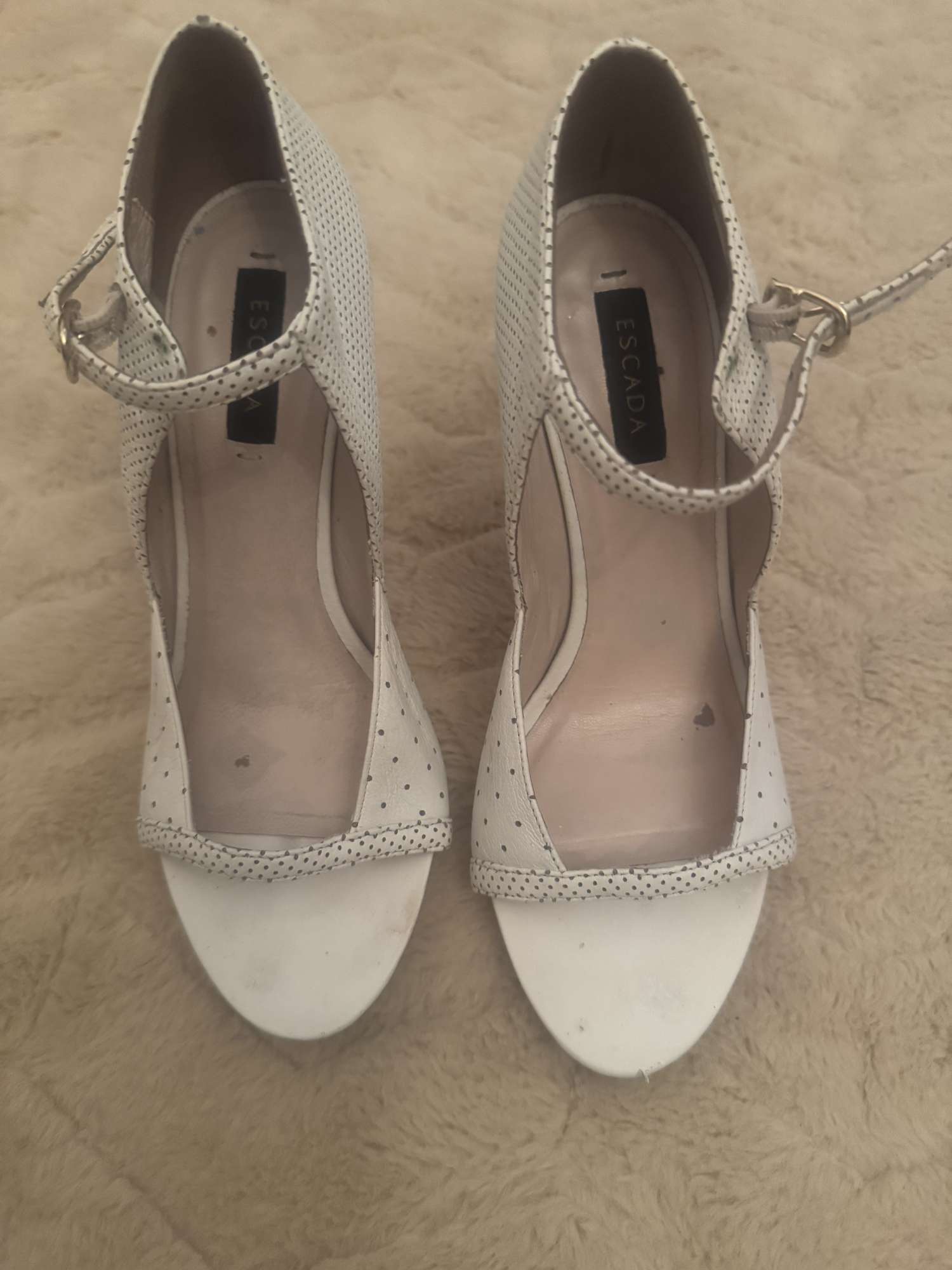 Sandále Escada biele veľkosť 36